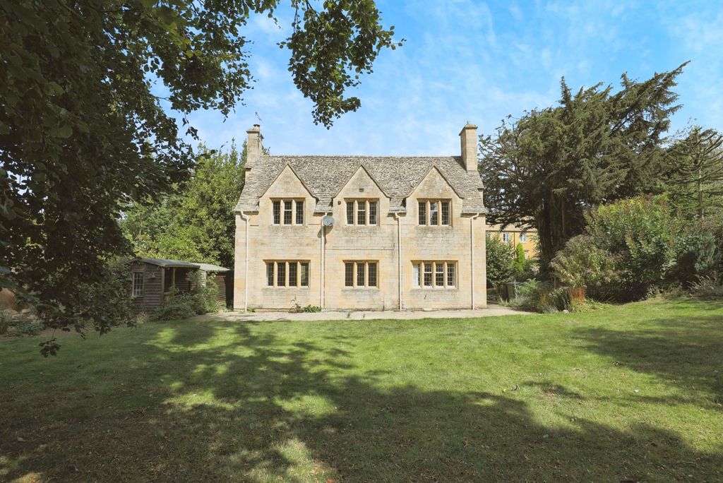 Property photo 1 of 17 Photo