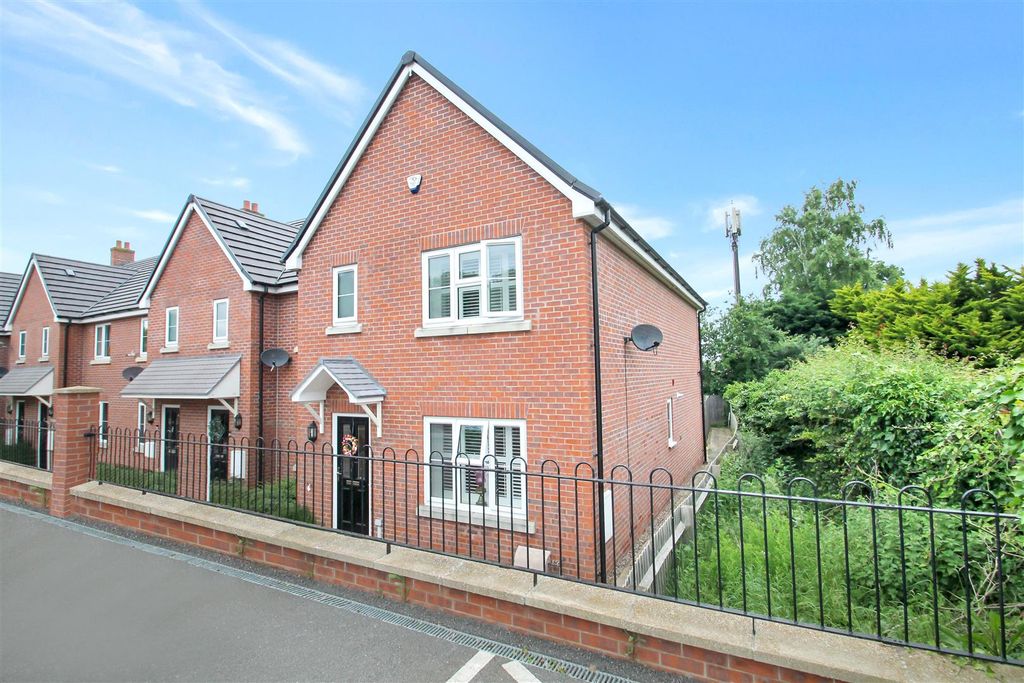 Property photo 1 of 11 Img_1628.Jpg