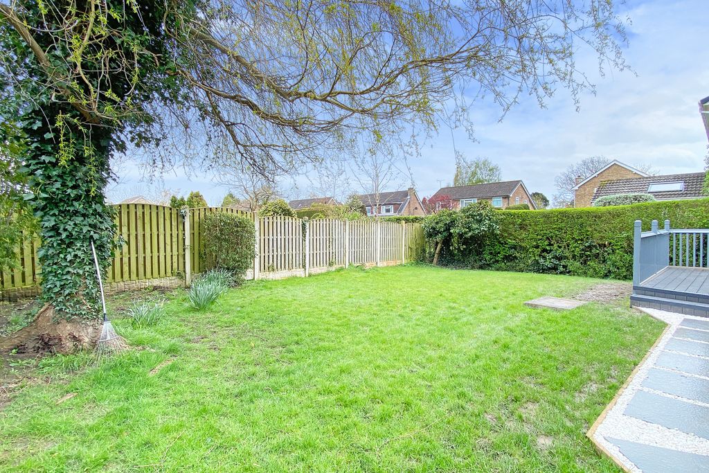 Property photo 3 of 22 9014789-94274-133572270639598211-Df4Fcef5-B957-77B