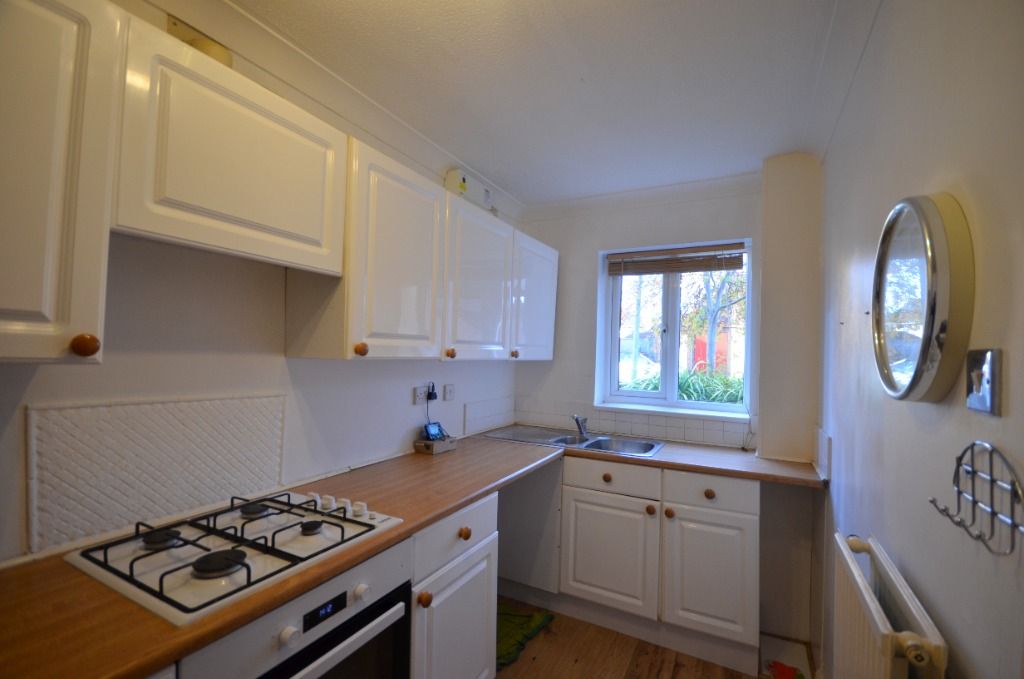 Property photo 2 of 11