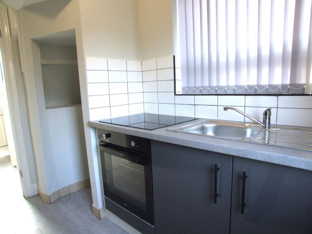 Property photo 3 of 14 Photo 6