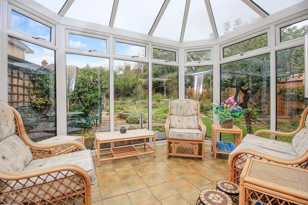 Property photo 2 of 24