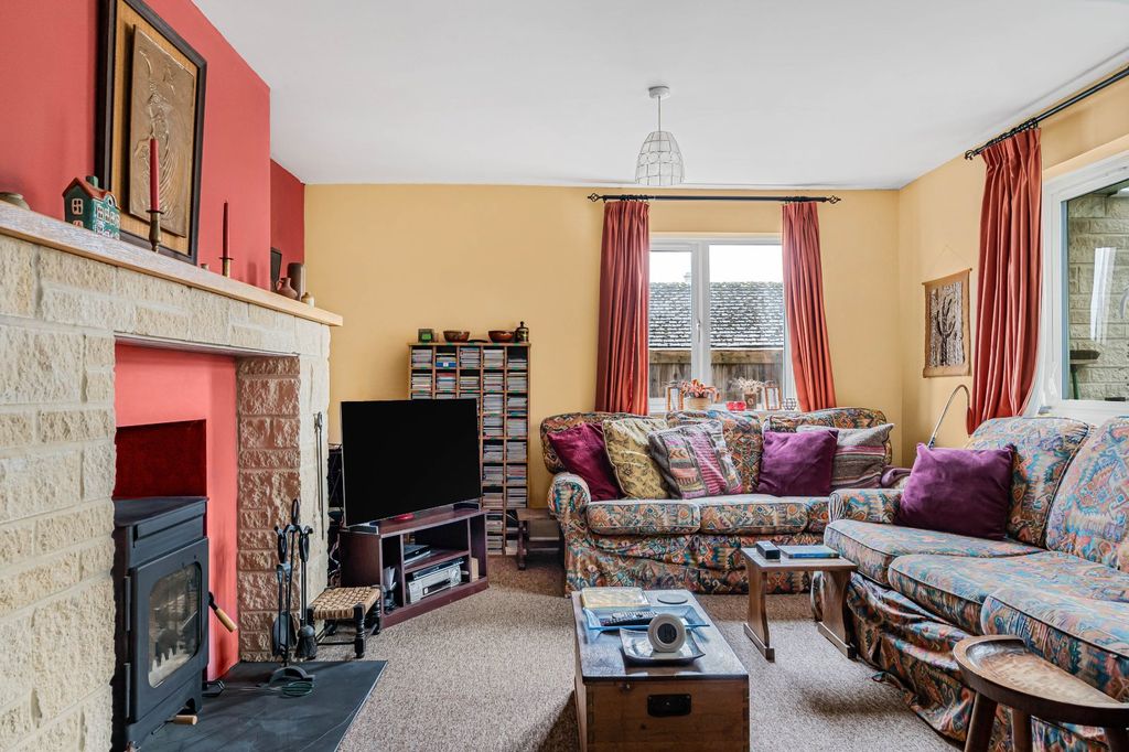 Property photo 3 of 27 Picture No. 07