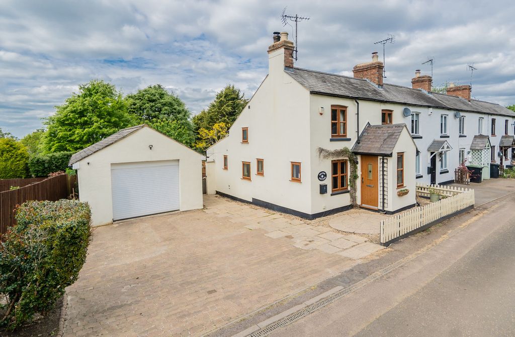 Property photo 1 of 24
