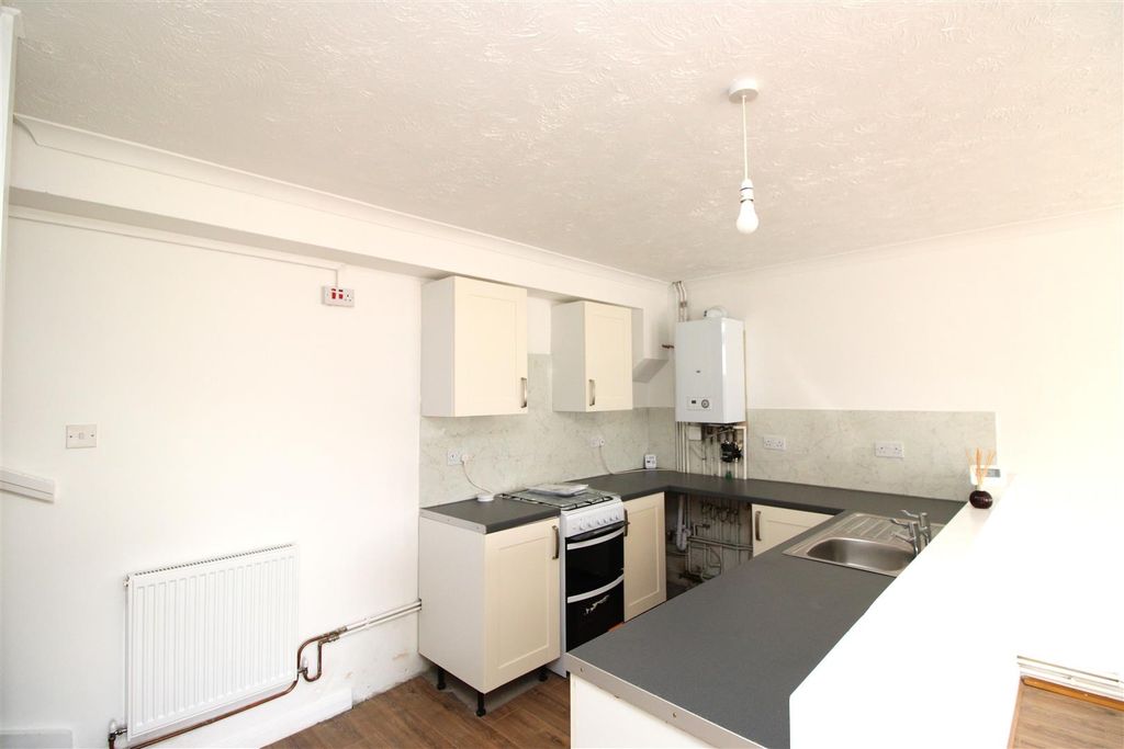 Property photo 3 of 8 Img_4747.Jpg