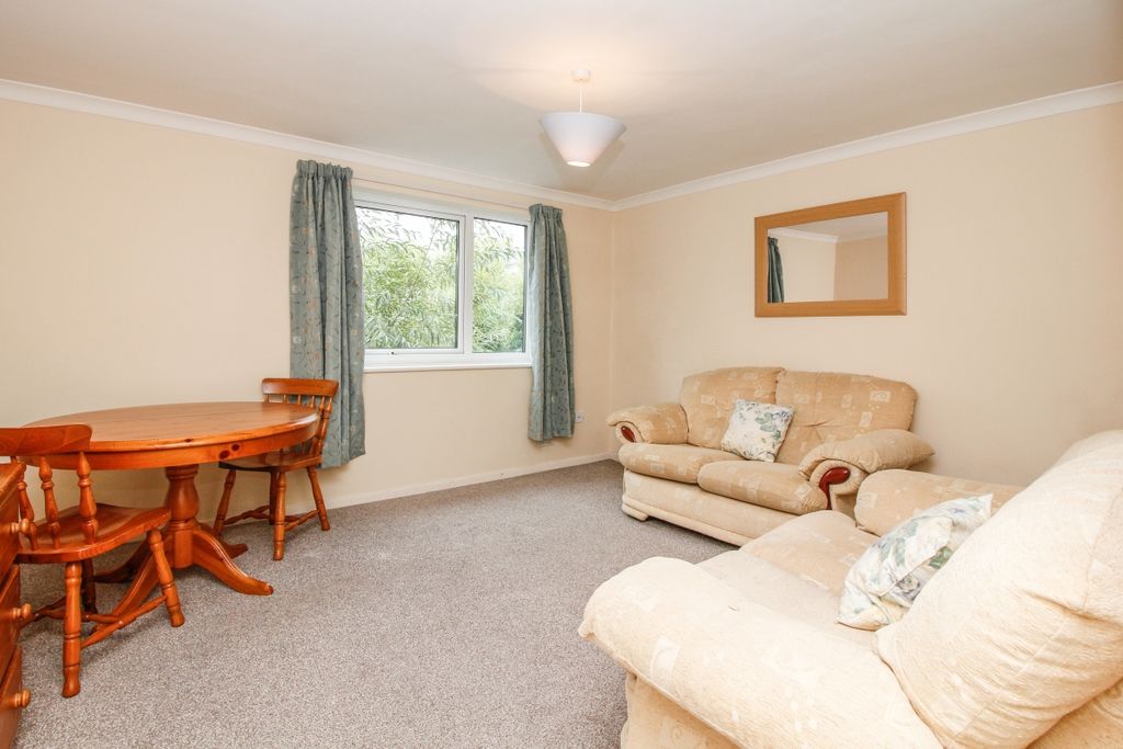 Property photo 3 of 5 18430