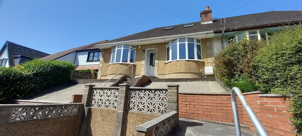 Property photo 1 of 30 Front.Jpg