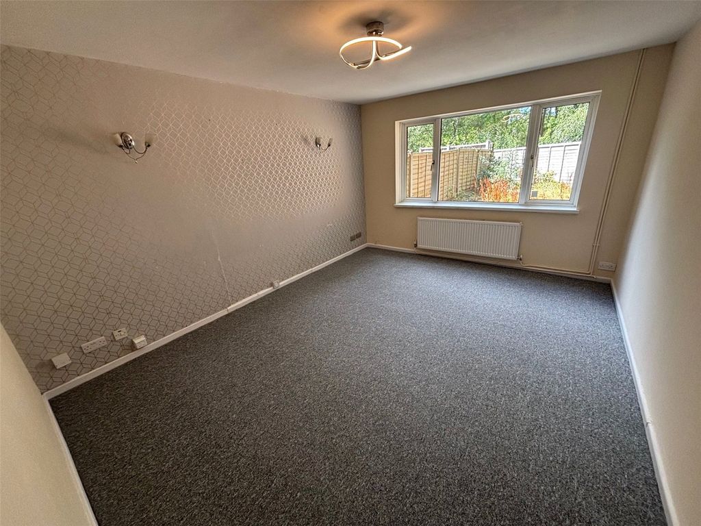 Property photo 3 of 10 Picture No. 11