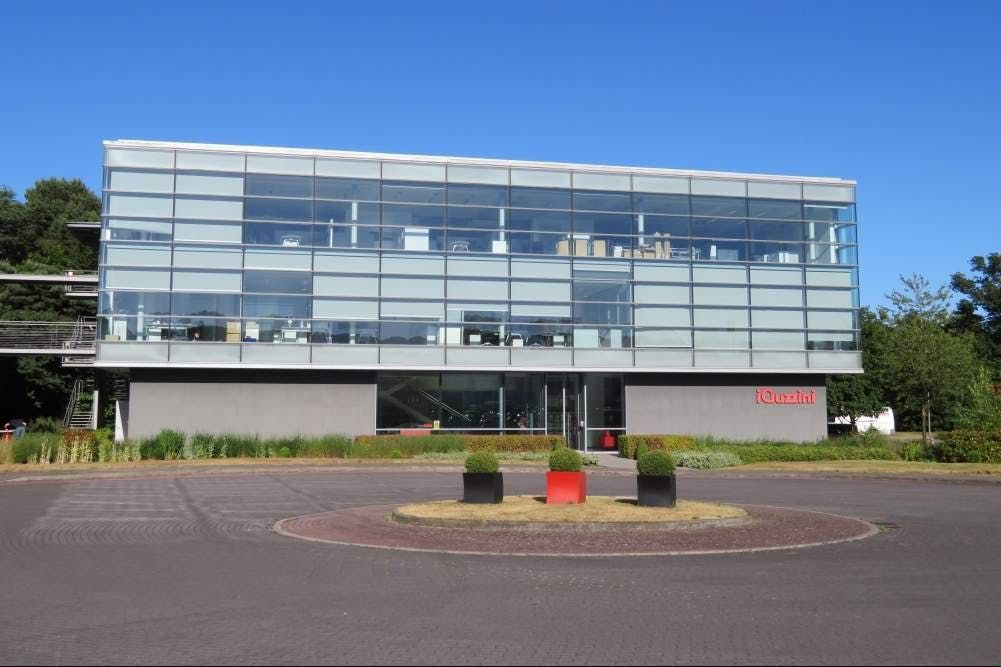 Property photo 1 of 2 Iguzzini, Guildford Gu3
