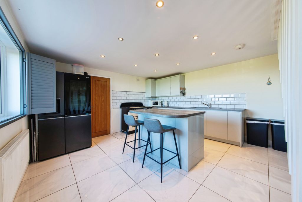 Additional image 28 of 4 bed detached house for saleBeesby Road, Alford LN13