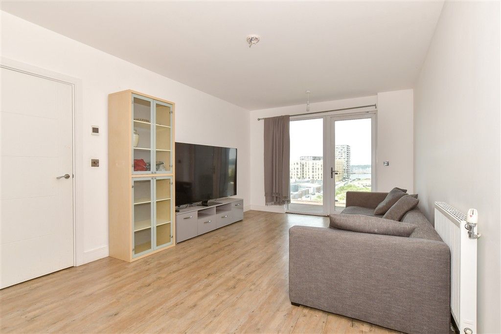 Property photo 1 of 9 Lounge/Diner/ Kitchen