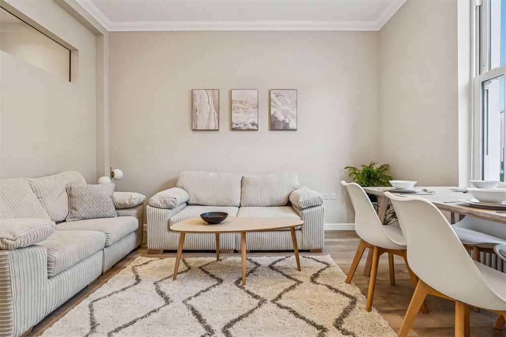 Property photo 2 of 11 3.Jpg