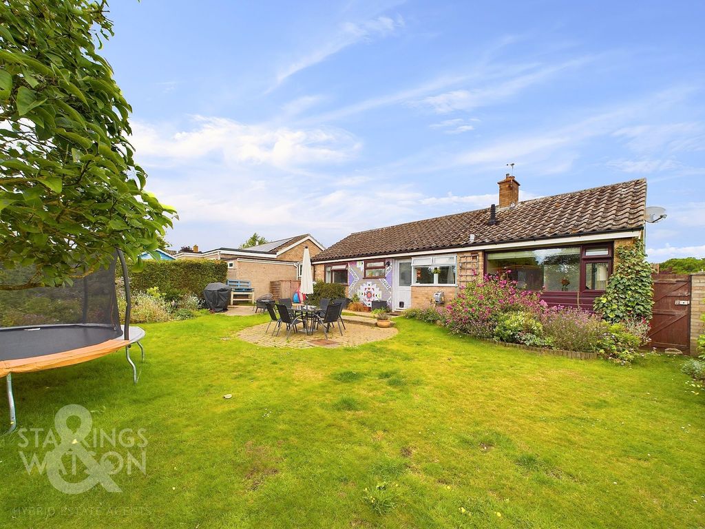 Property photo 2 of 24