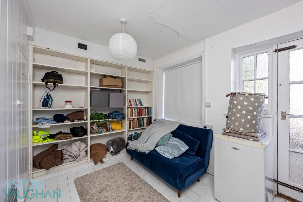 Property photo 3 of 10 4618232
