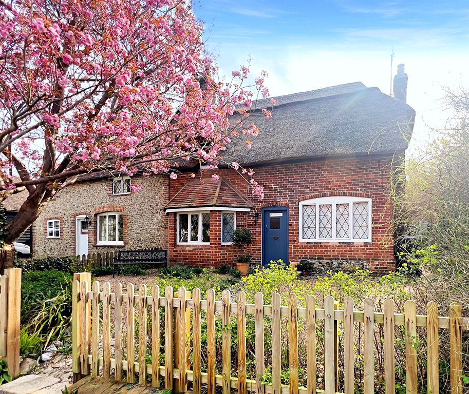 Property photo 1 of 21
