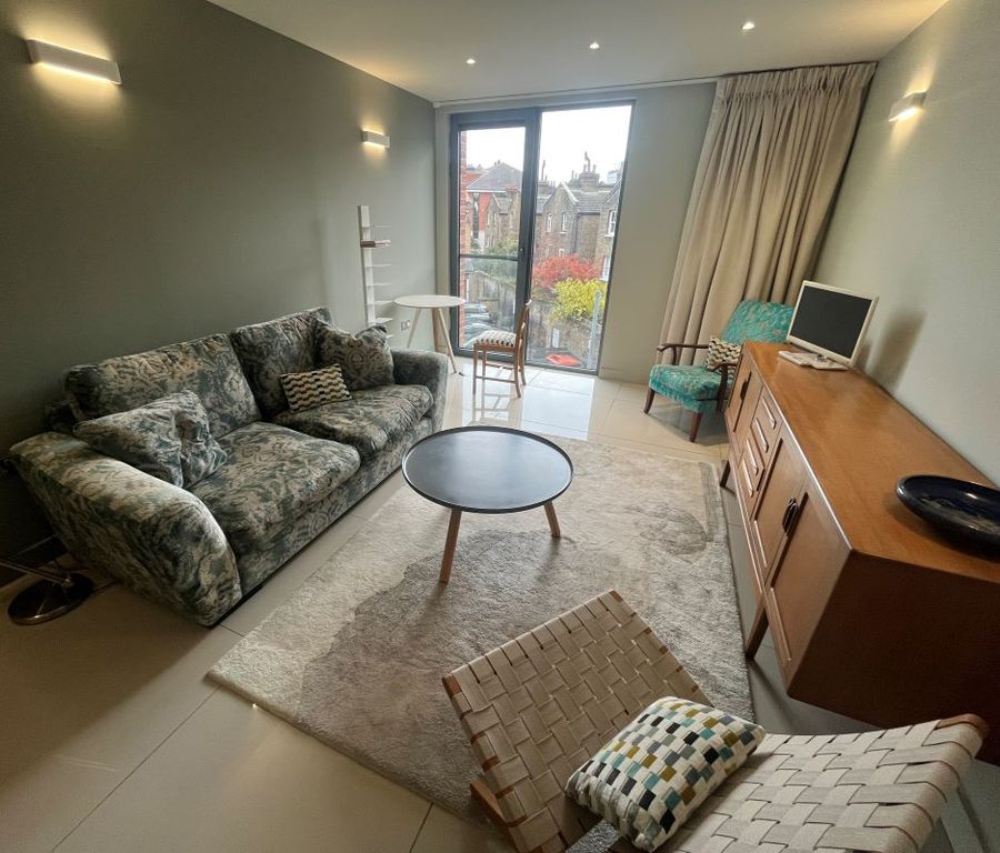 Property photo 2 of 22