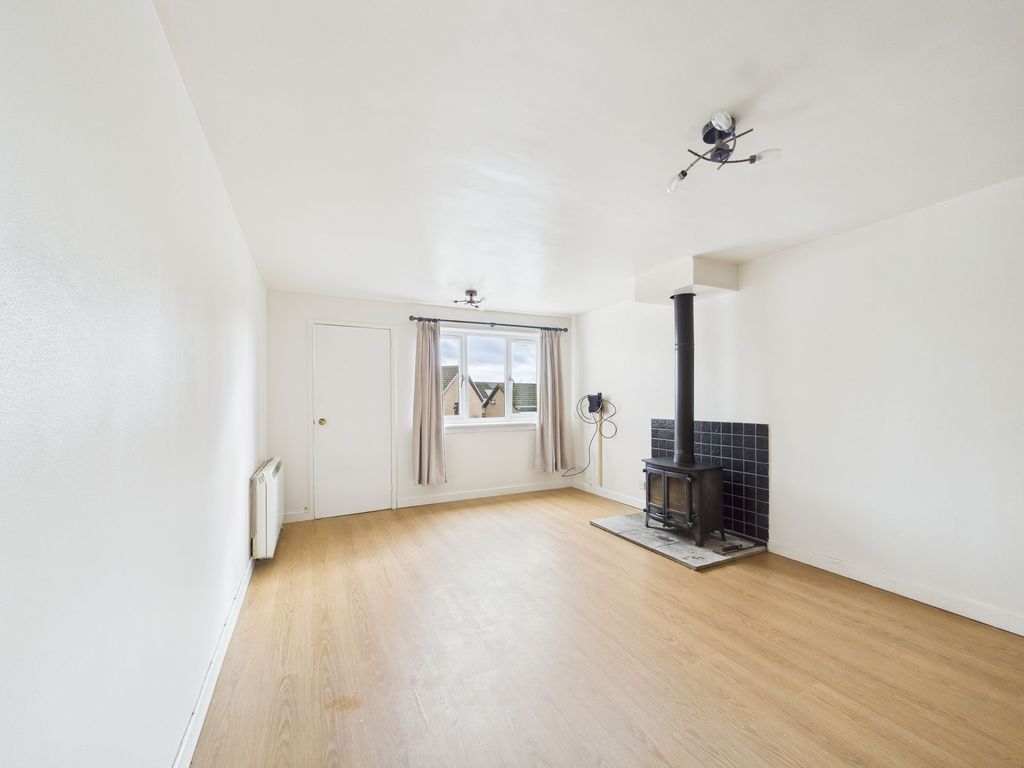 Property photo 2 of 14 Lounge