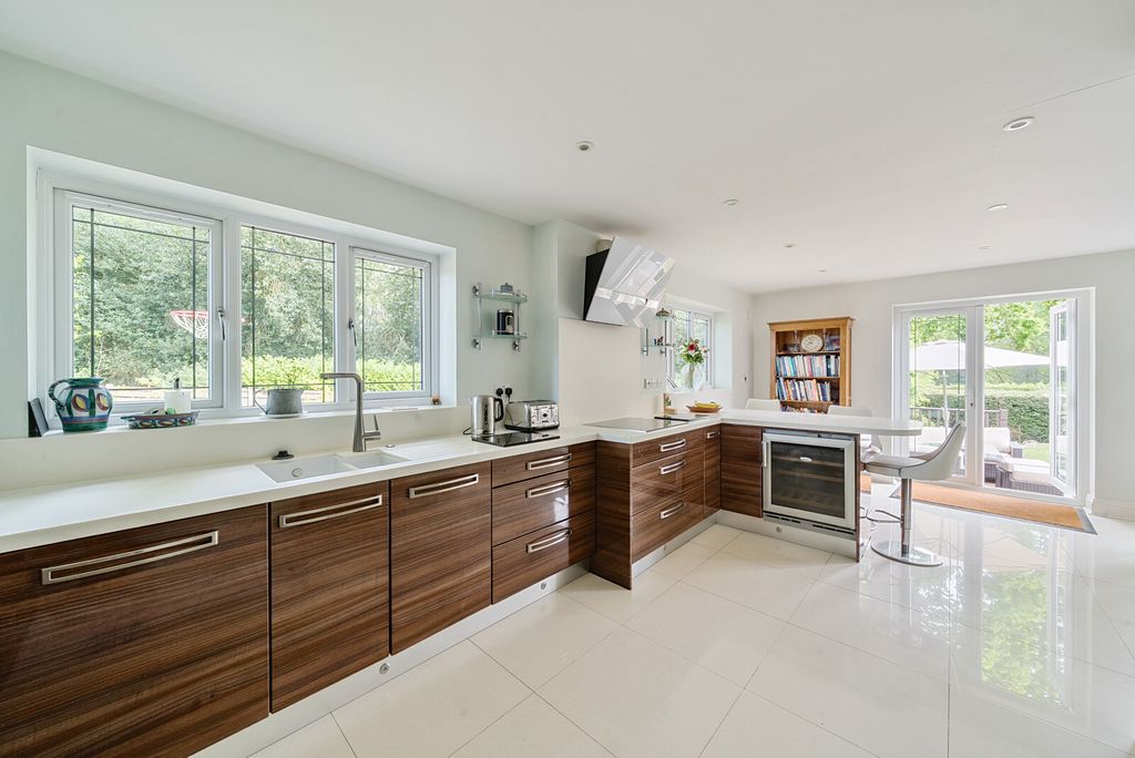 Property photo 2 of 27 12-6814A3787A08c-...
