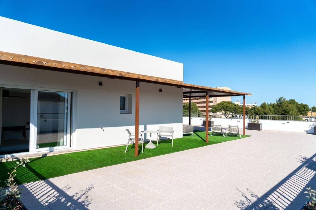 Property photo 3 of 22