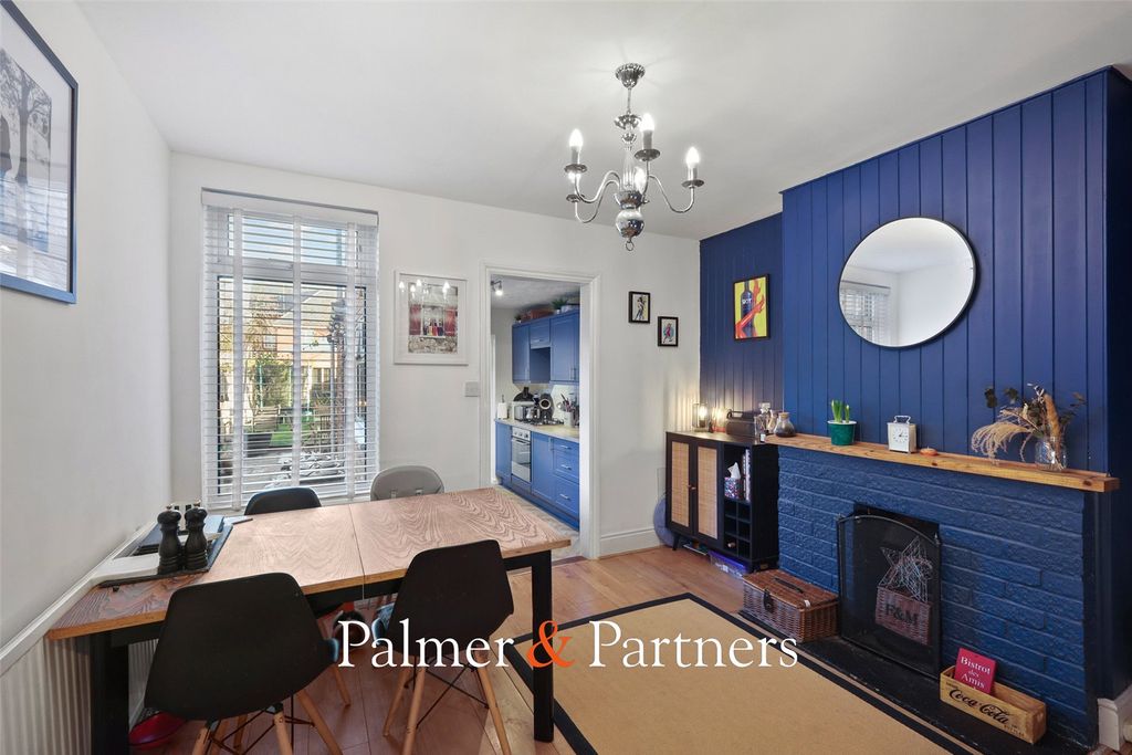 Property photo 3 of 21 Picture No. 05