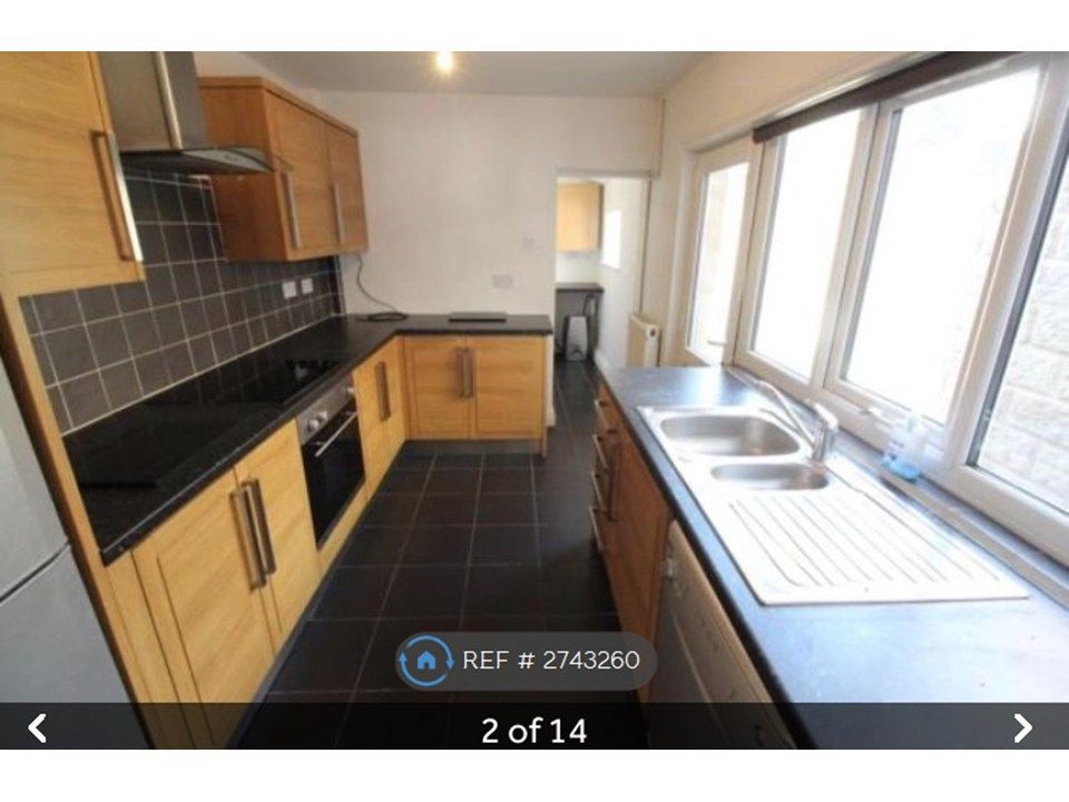 Property photo 2 of 13