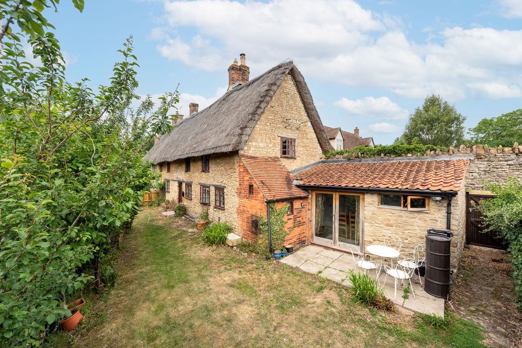 Property photo 1 of 35