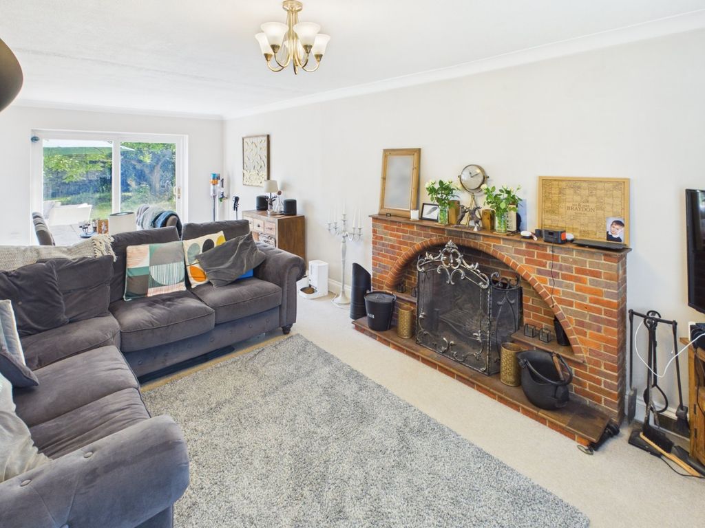 Property photo 3 of 13 Sitting Room