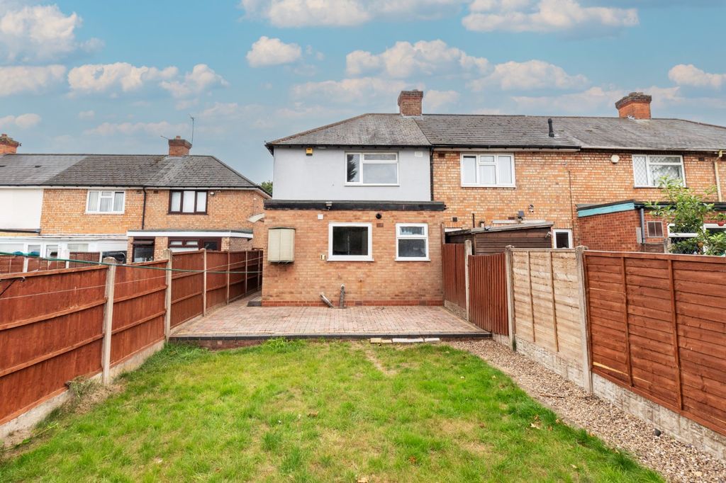 Property photo 2 of 13 Picture No. 18