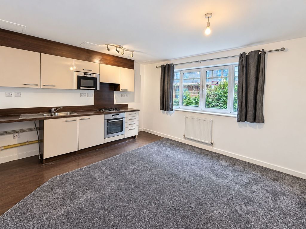 Property photo 2 of 10