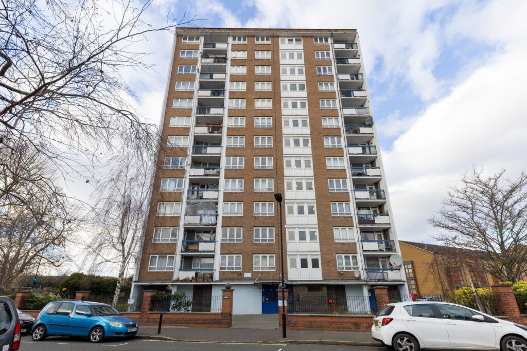 Property photo 1 of 12