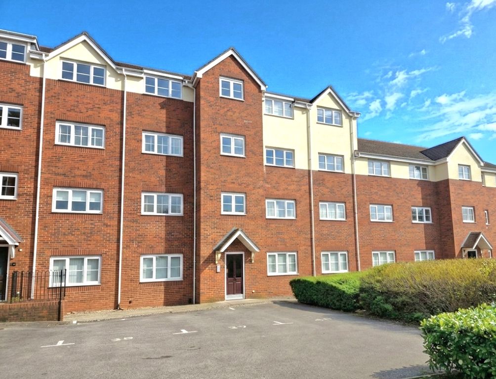 Property photo 1 of 10 Front