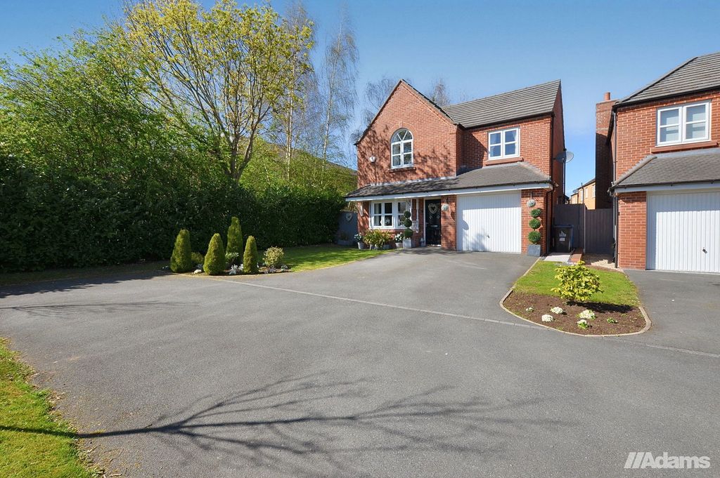 Property photo 1 of 27