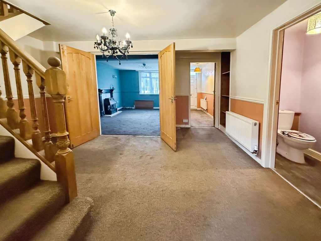 Property photo 3 of 13