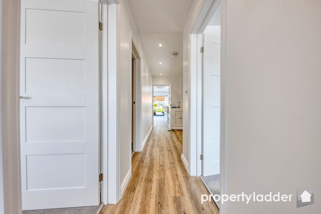 Property photo 3 of 30 Pl-11