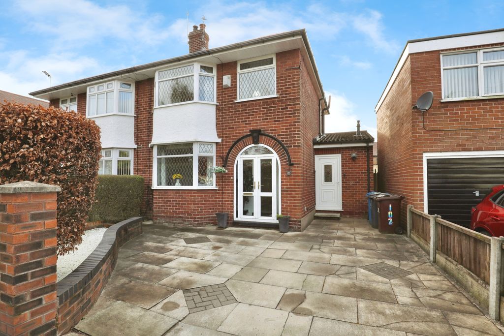 Property photo 1 of 15