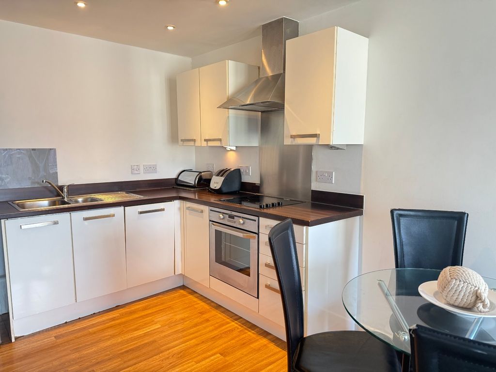 Property photo 2 of 13 Picture No. 25