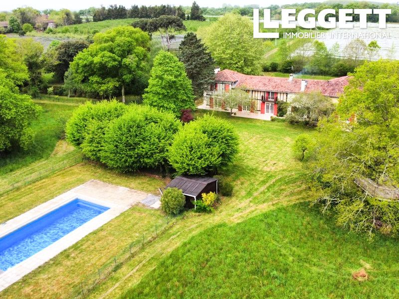 Property photo 1 of 10