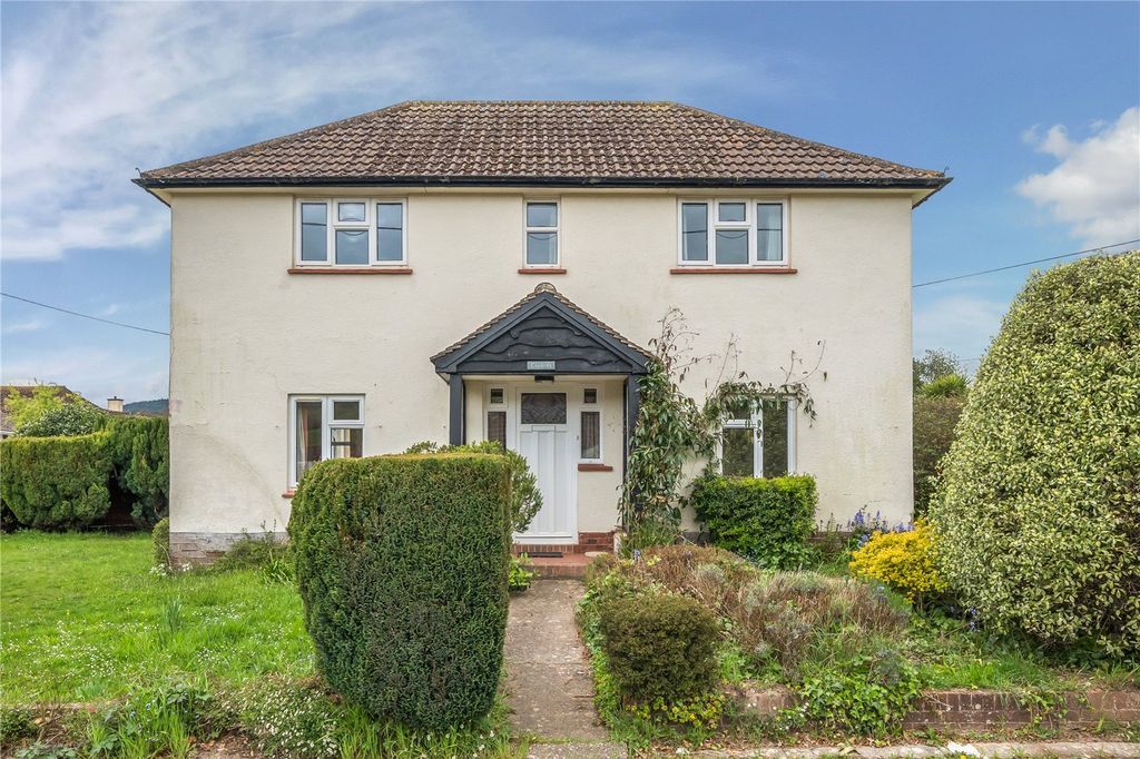 Property photo 1 of 18 Picture No. 02
