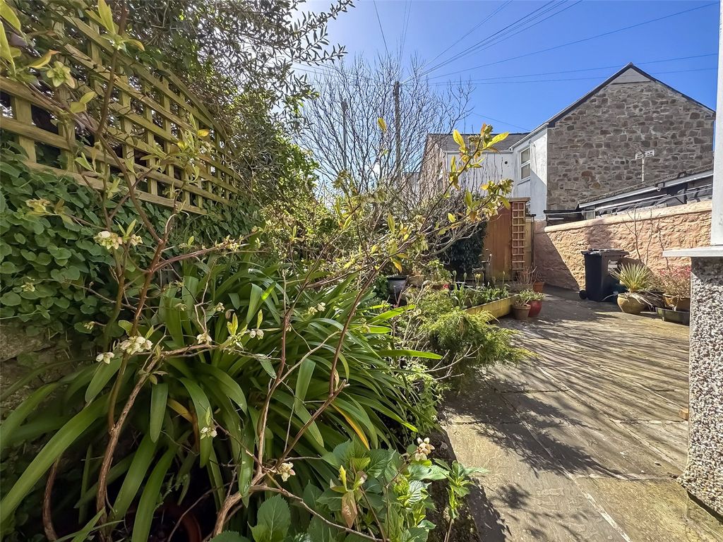 Property photo 3 of 20 Picture No. 22