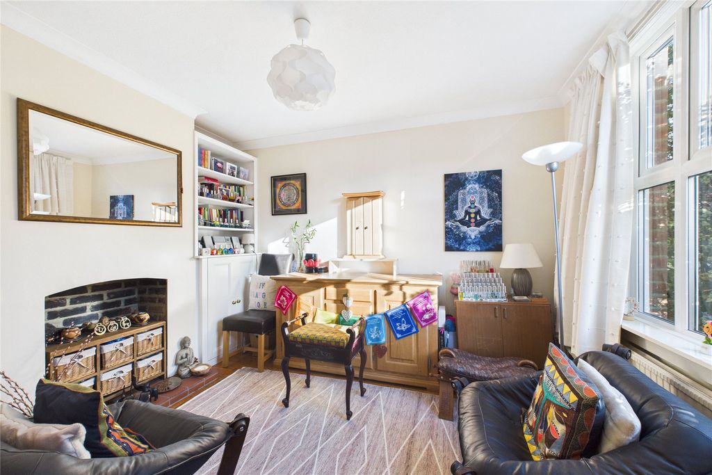 Property photo 3 of 11 Picture No. 22