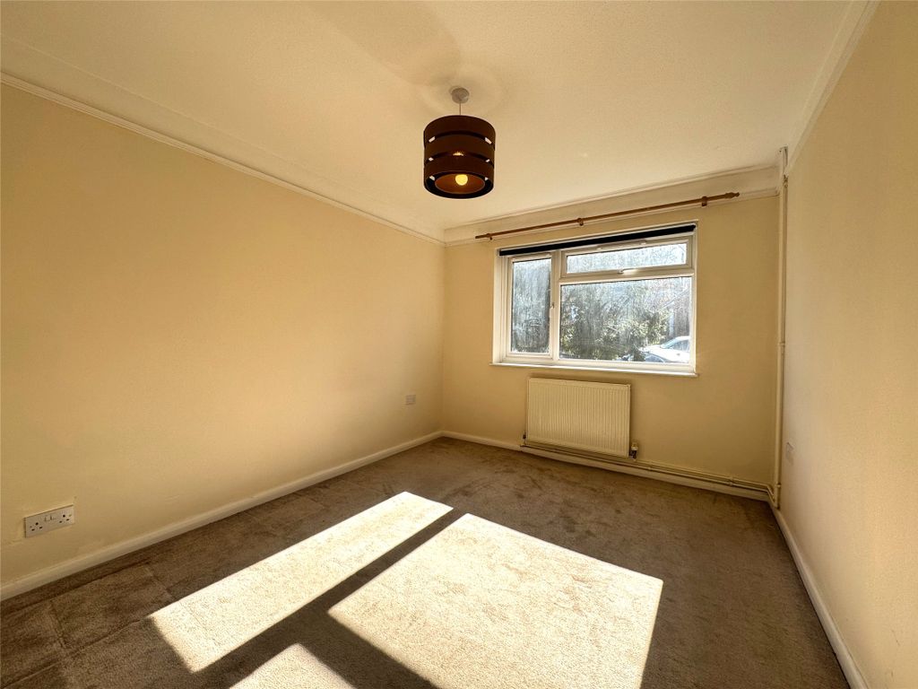 Property photo 3 of 9 Picture No. 22