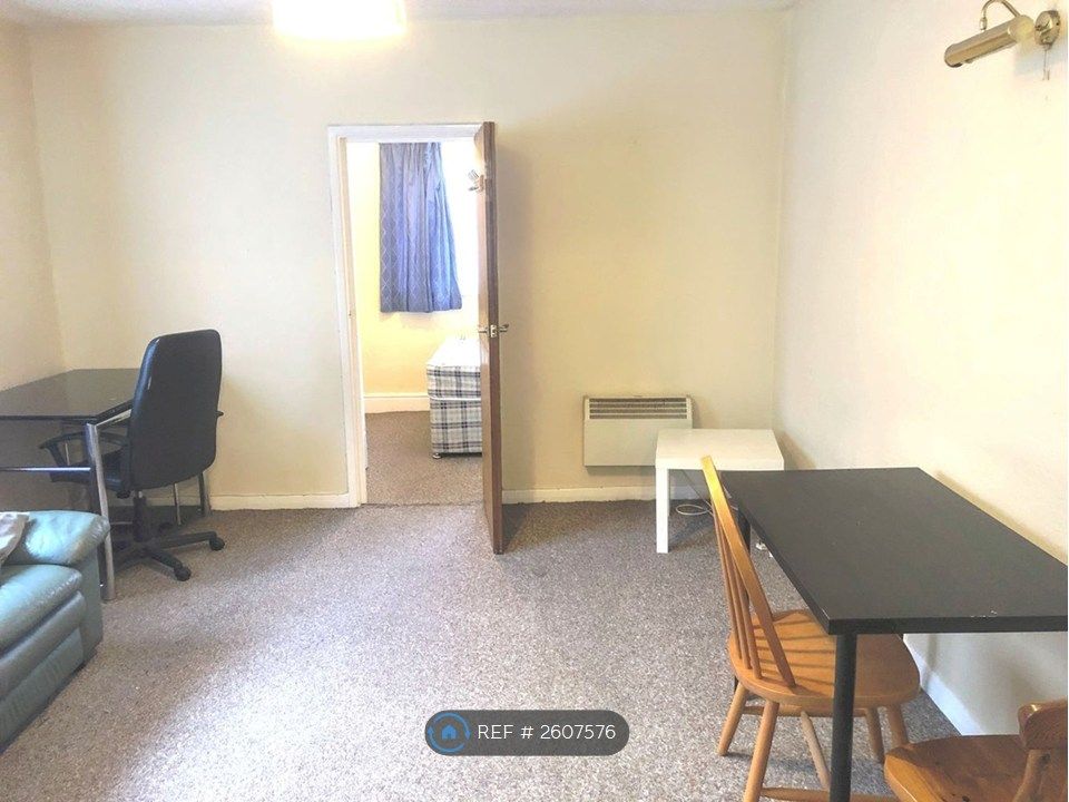 Property photo 3 of 5
