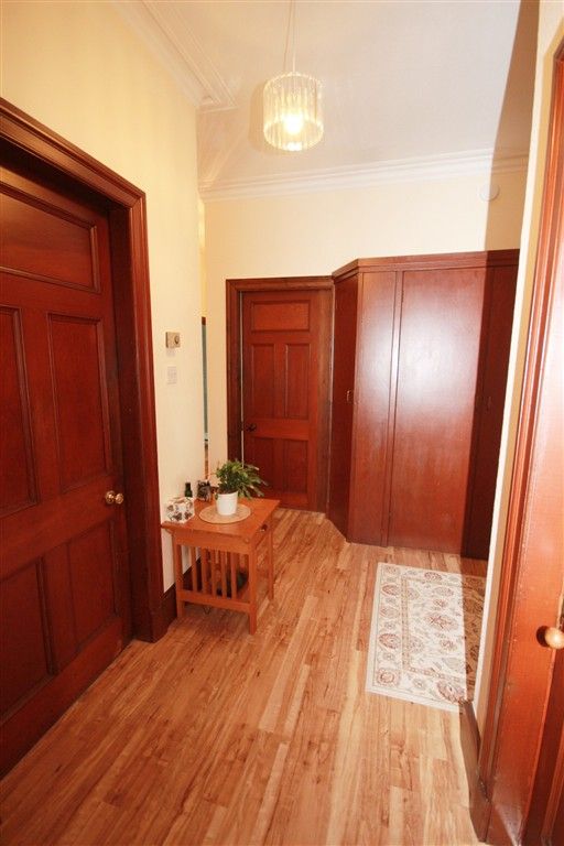 Property photo 3 of 27