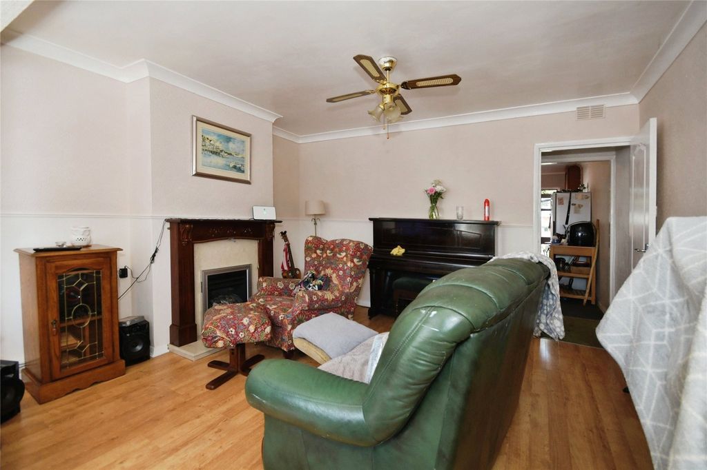 Property photo 3 of 14 Picture No. 09