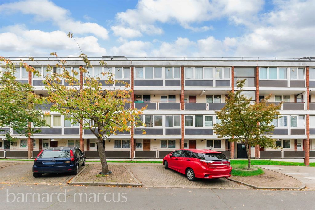 Property photo 1 of 9