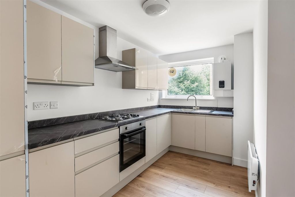 Property photo 2 of 11 Flat-104-Windfield-5.Jpg