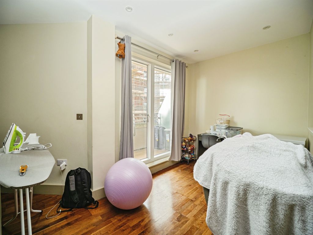 Property photo 3 of 26