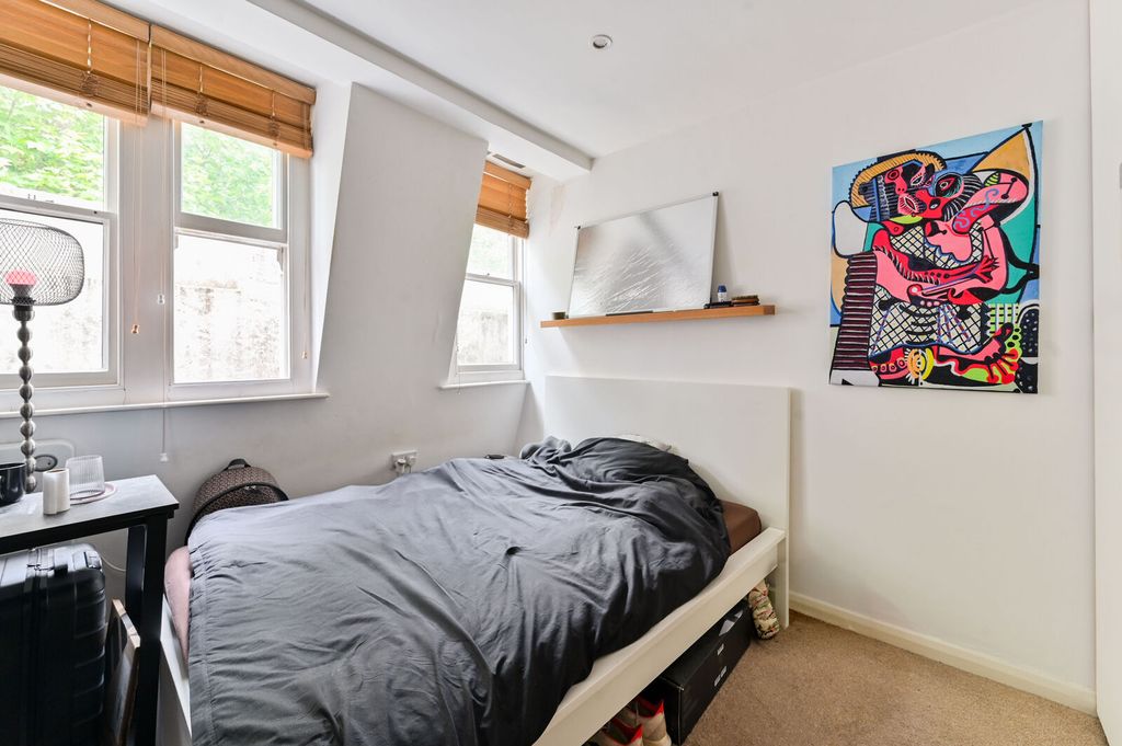 Property photo 1 of 4