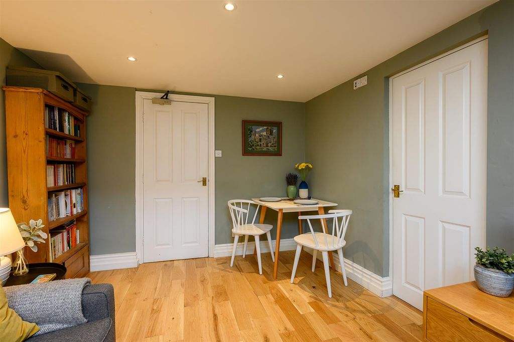 Property photo 3 of 15 43 Tanner Row-5.Jpg