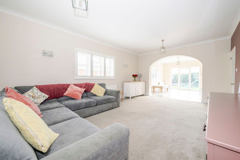 Property photo 2 of 25 Photo 3